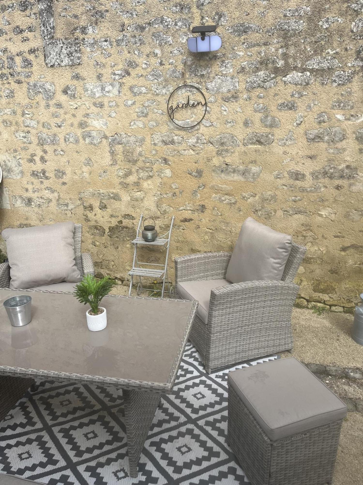 Gite Les Piraudieres Noyant-de-Touraine Quarto foto